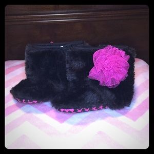 Cute baby fuzzy boots
